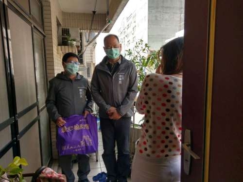 居家隔離檢疫人數增 竹市府推「送餐、關懷包、補償速通關」檢疫隔離安心三寶