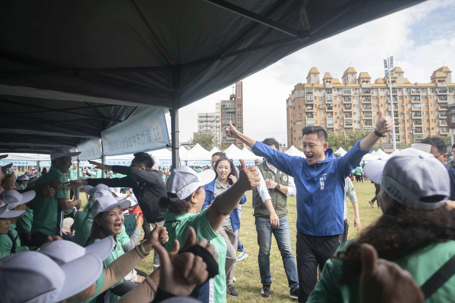 長青運動會逾2千位爺奶展身手 林智堅市長親自加油打氣